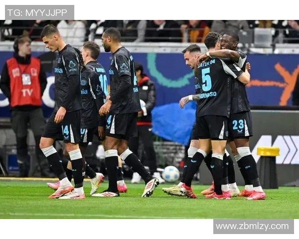 法兰克福客场轻松胜出，德甲积分榜逐渐攀升